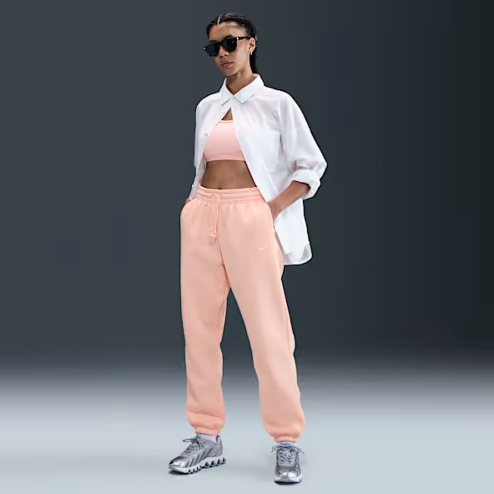 Nike Sportswear Phoenix Fleece Women's High-Waisted
Oversized Sweatpants
